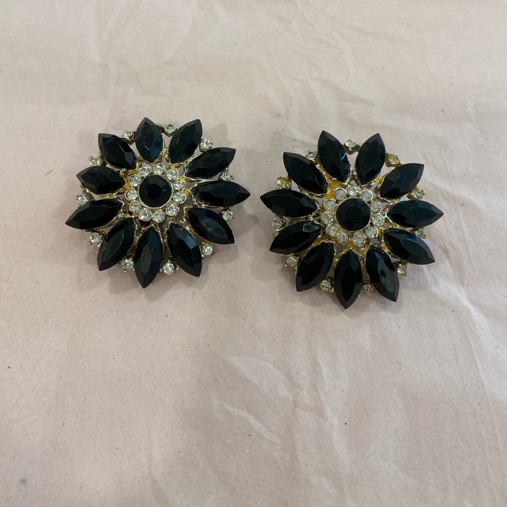 Vintage clip on earrings